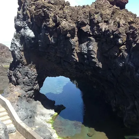 Janela O Atlantico بيت ضيافة