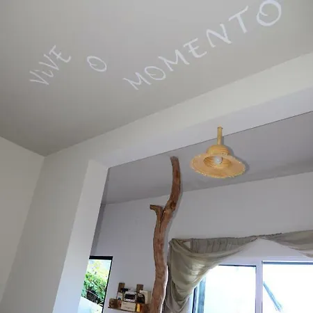 Janela O Atlantico בית הארחה פורטו מוניז